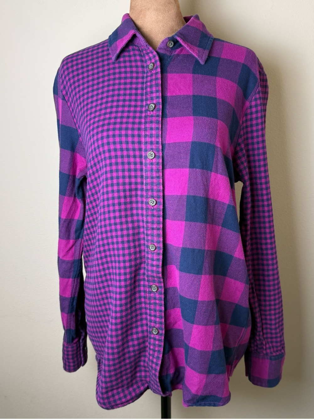 Lands End Color Block Gingham Plaid Flannel Shirt Womens Medium Navy Pink Check